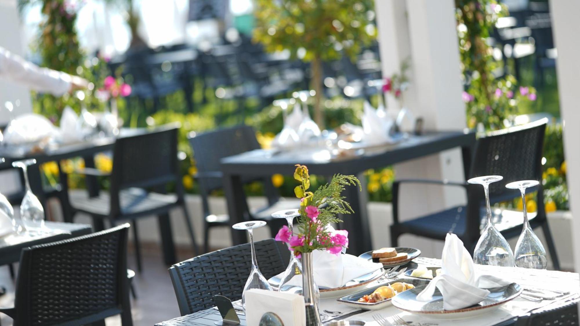 The Raga Side Ultra All Inclusive (Adults Only) Extérieur photo